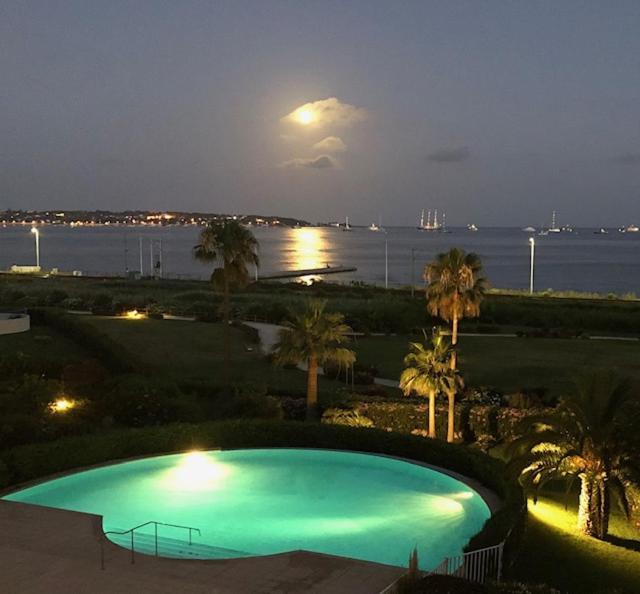 Vue Mer Juan Les Pins Антиб Экстерьер фото